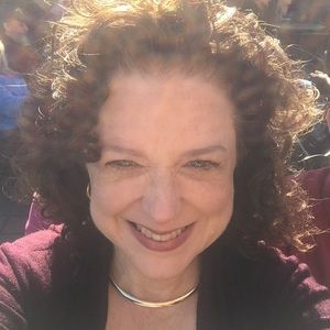 Meet your Posher, Suzanne